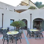 Il Villaggio Di Giuele