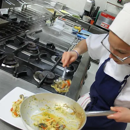 Il Villaggio Di Giuele Apartmanhotel Finale Ligure