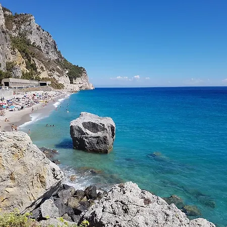 Apartmanhotel Il Villaggio Di Giuele 3*