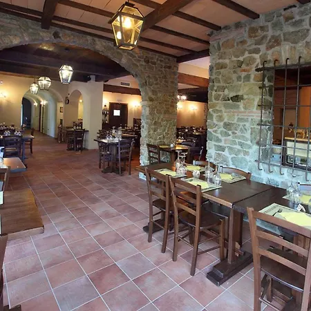 Il Villaggio Di Giuele 3*