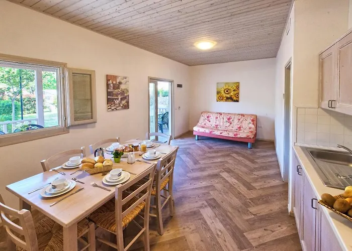 Il Villaggio Di Giuele 3* Финале Лигуре