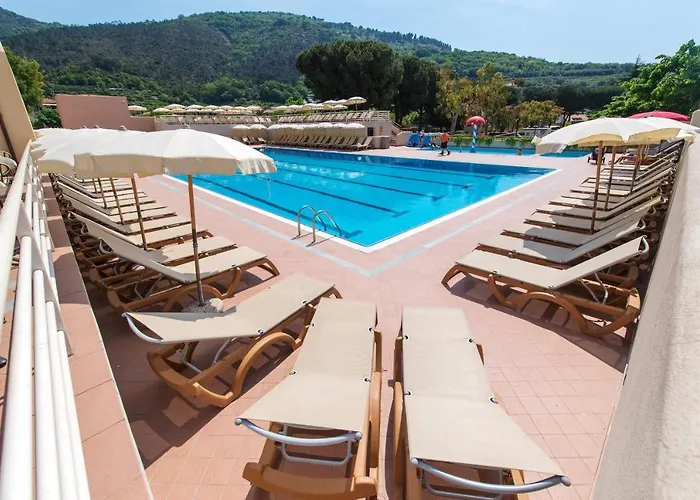 Il Villaggio Di Giuele Апарт-отель Финале Лигуре
