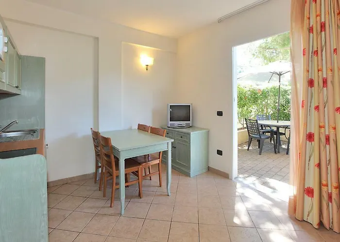 Il Villaggio Di Giuele Апарт-отель Финале Лигуре