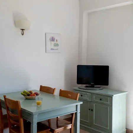 Aparthotel Il Villaggio Di Giuele 3*