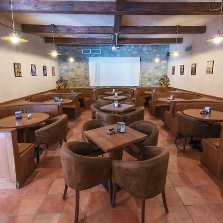 Il Villaggio Di Giuele Apart Otel 3*