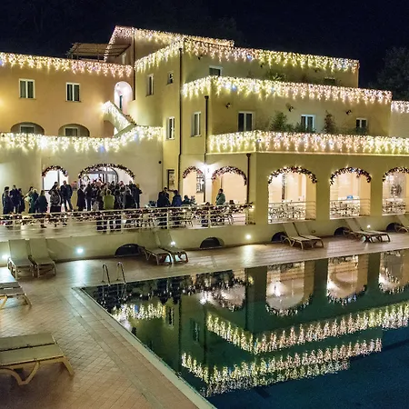 Appart hôtel Il Villaggio Di Giuele 3*