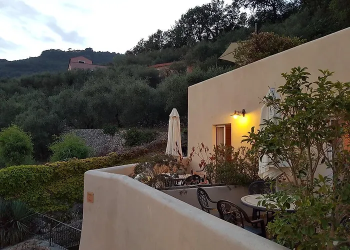 Il Villaggio Di Giuele Finale Ligure