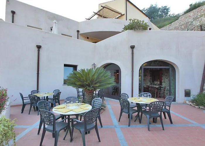 Il Villaggio Di Giuele