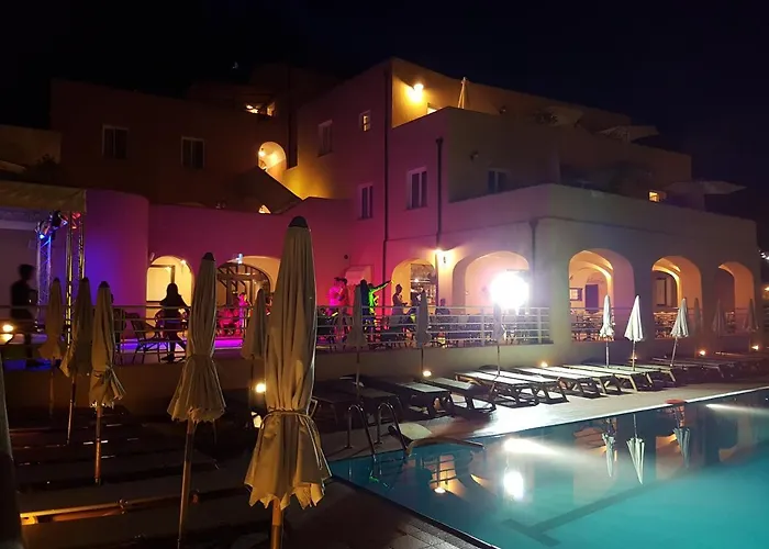 Il Villaggio Di Giuele Aparthotel 3*