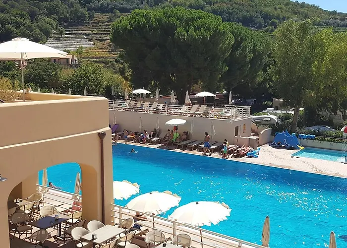 Il Villaggio Di Giuele